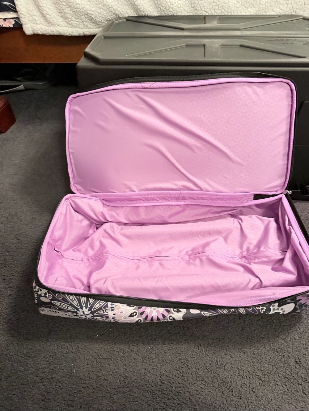Vera Bradley Lavender Interior Travel Packing Case